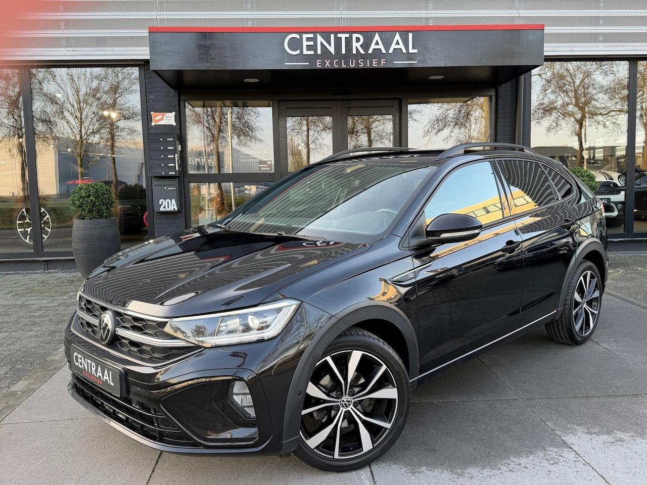 Volkswagen Taigo - 1.5 TSI R-Line 150PK|Keyless|IQ-Lights|ACC|Camera|Virtiual-Cockpit - AutoWereld.nl