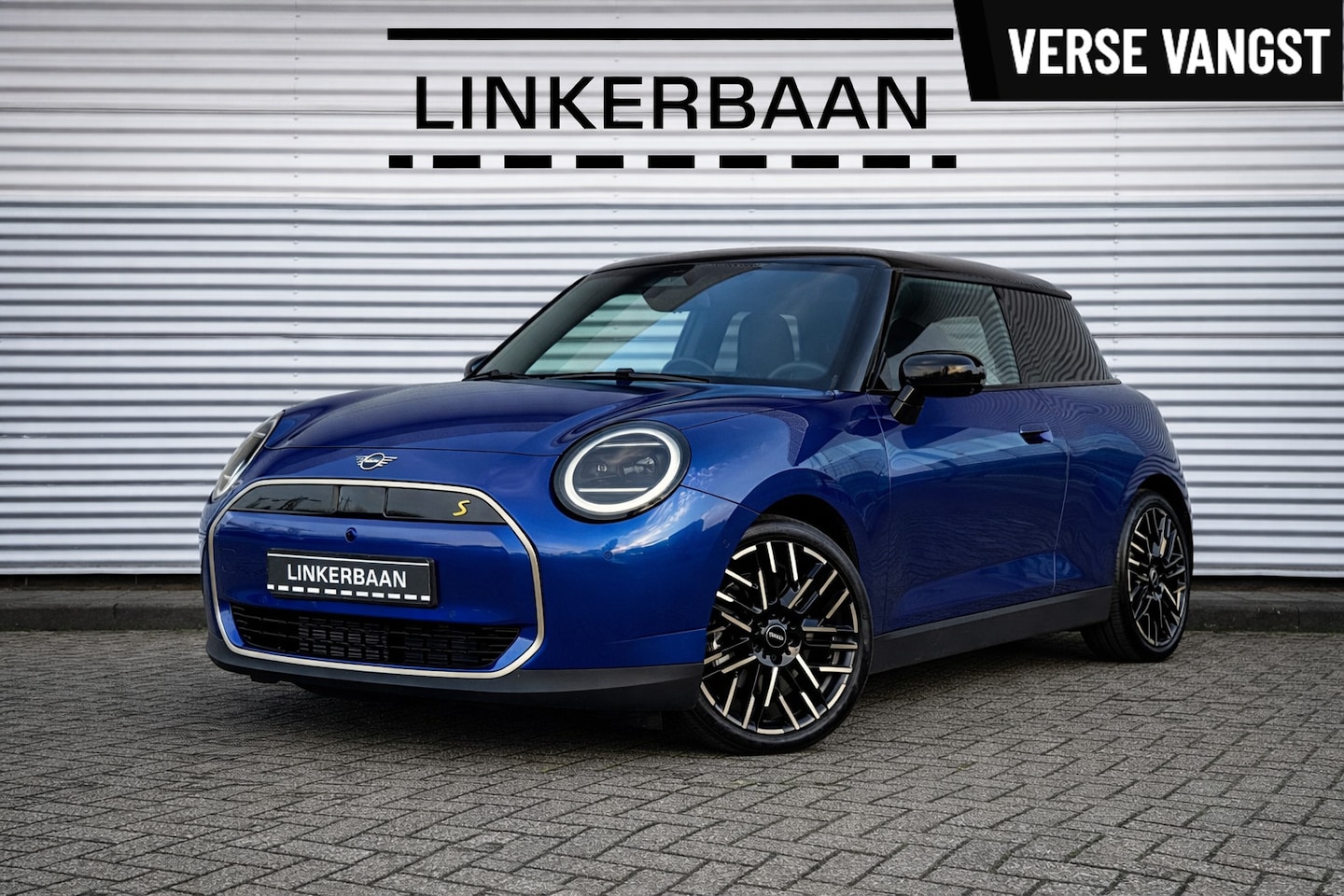 MINI Mini-Electric - Cooper SE Favoured Pakket XL 54.2 kWh | Full Option | Panodak | H&K | 18 inch | NL Auto | - AutoWereld.nl