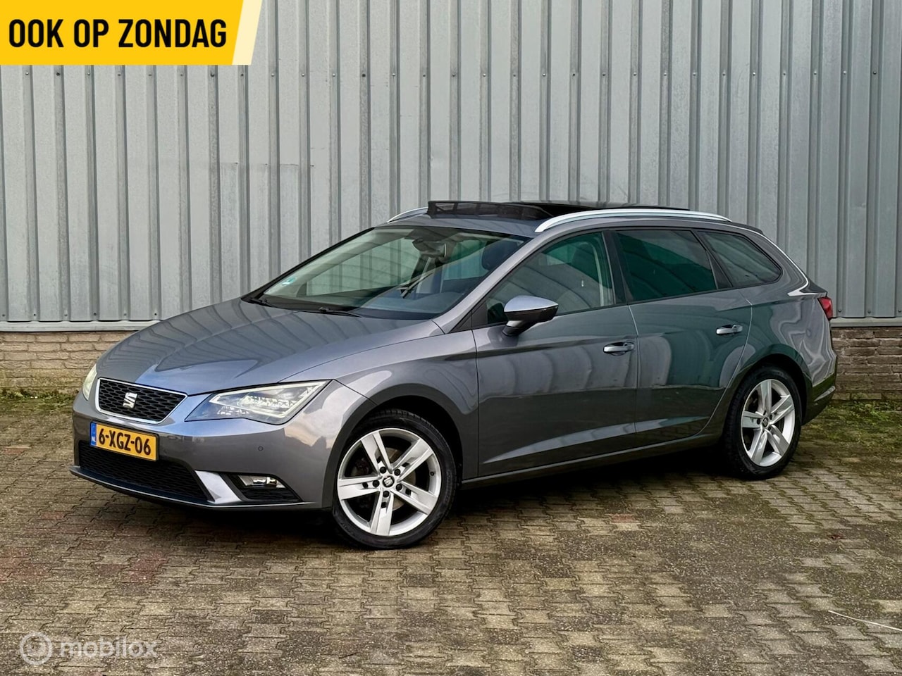 SEAT Leon ST - 1.2 TSI Business| Pano/Open dak | PDC V+A | LED - AutoWereld.nl