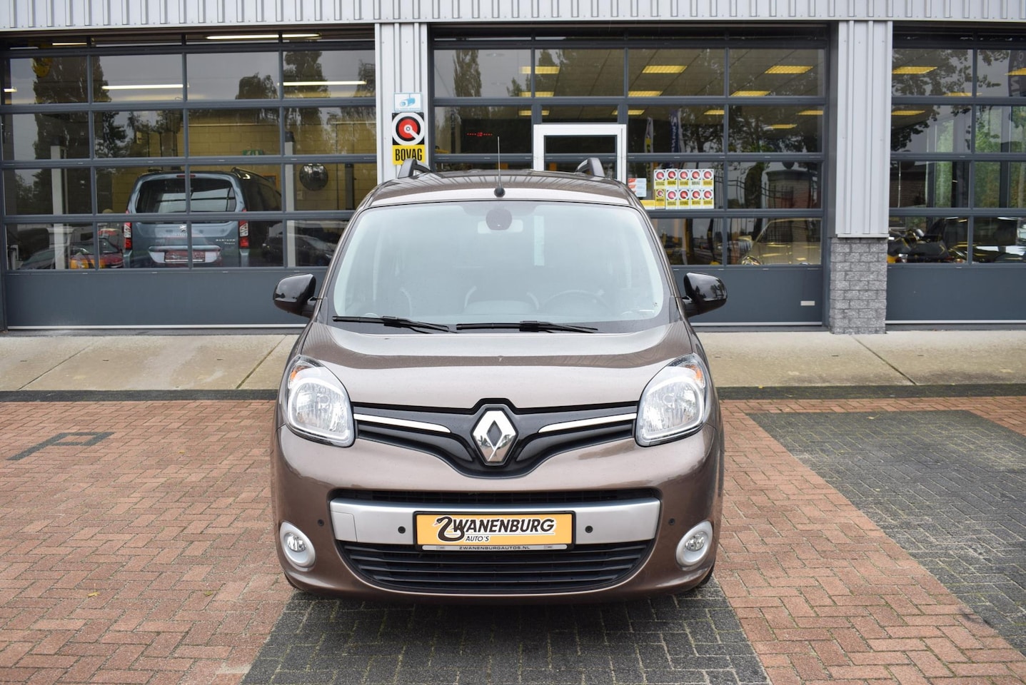 Renault Kangoo Family - 1.2 TCe Limited Start&Stop Airco, Navi, Km 63.500 !! - AutoWereld.nl