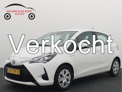 Toyota Yaris - 1.5 Hybrid Active HANDGAS / MINDERVALIDE AANPASSING / NAVI / CAMERA / CLIMA / CRUISE / NL