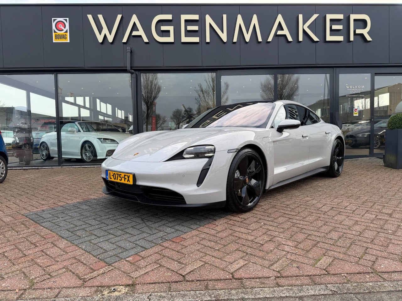 Porsche Taycan - Performance 84 kWh NAV|CAM|PANO|Double Screen - AutoWereld.nl