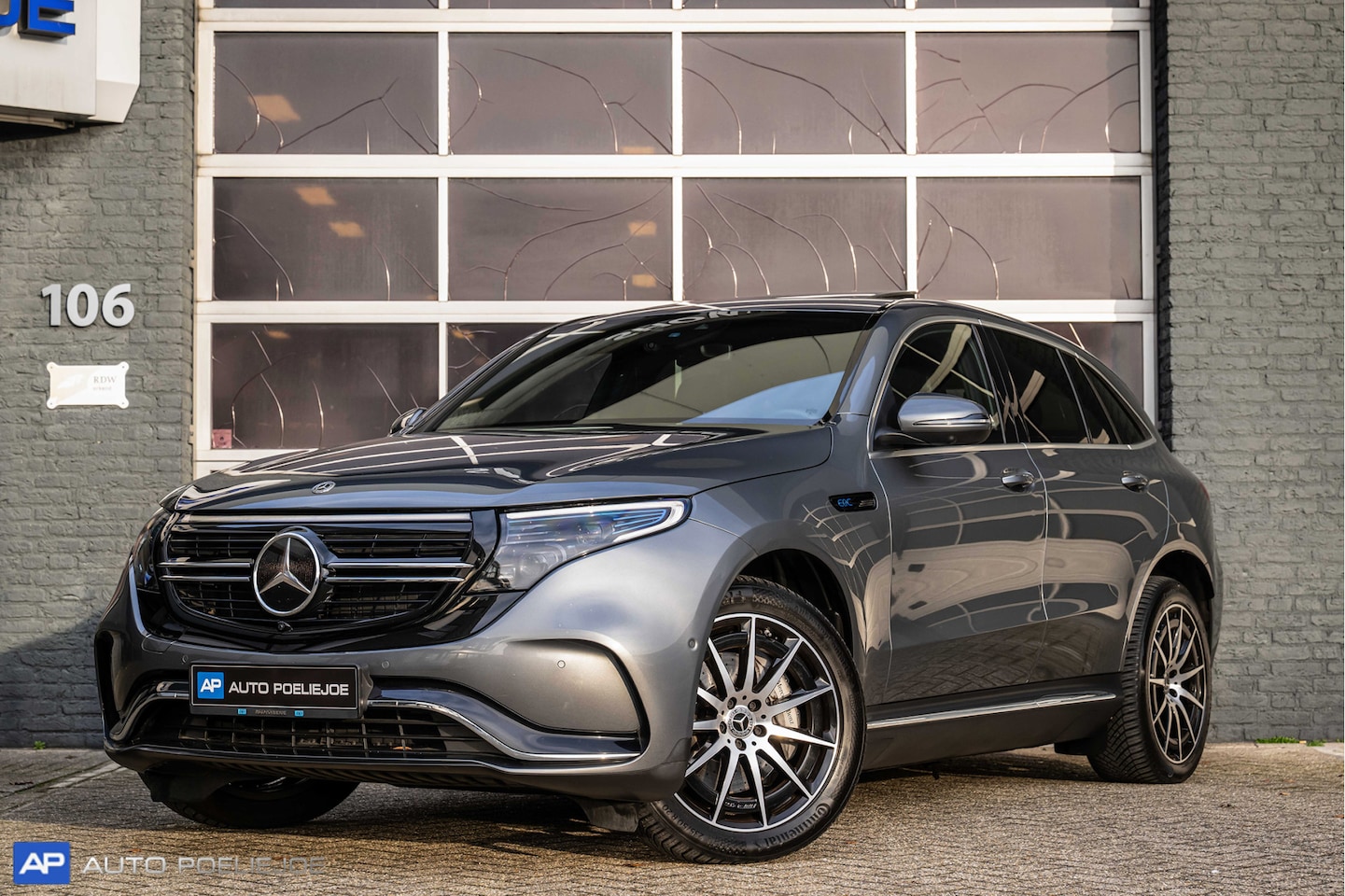 Mercedes-Benz EQC - 400 4MATIC Business Solution AMG 80 kWh Head-Up, 360 , Pano, MBUX, 18LM, AMG Interieur, Ni - AutoWereld.nl
