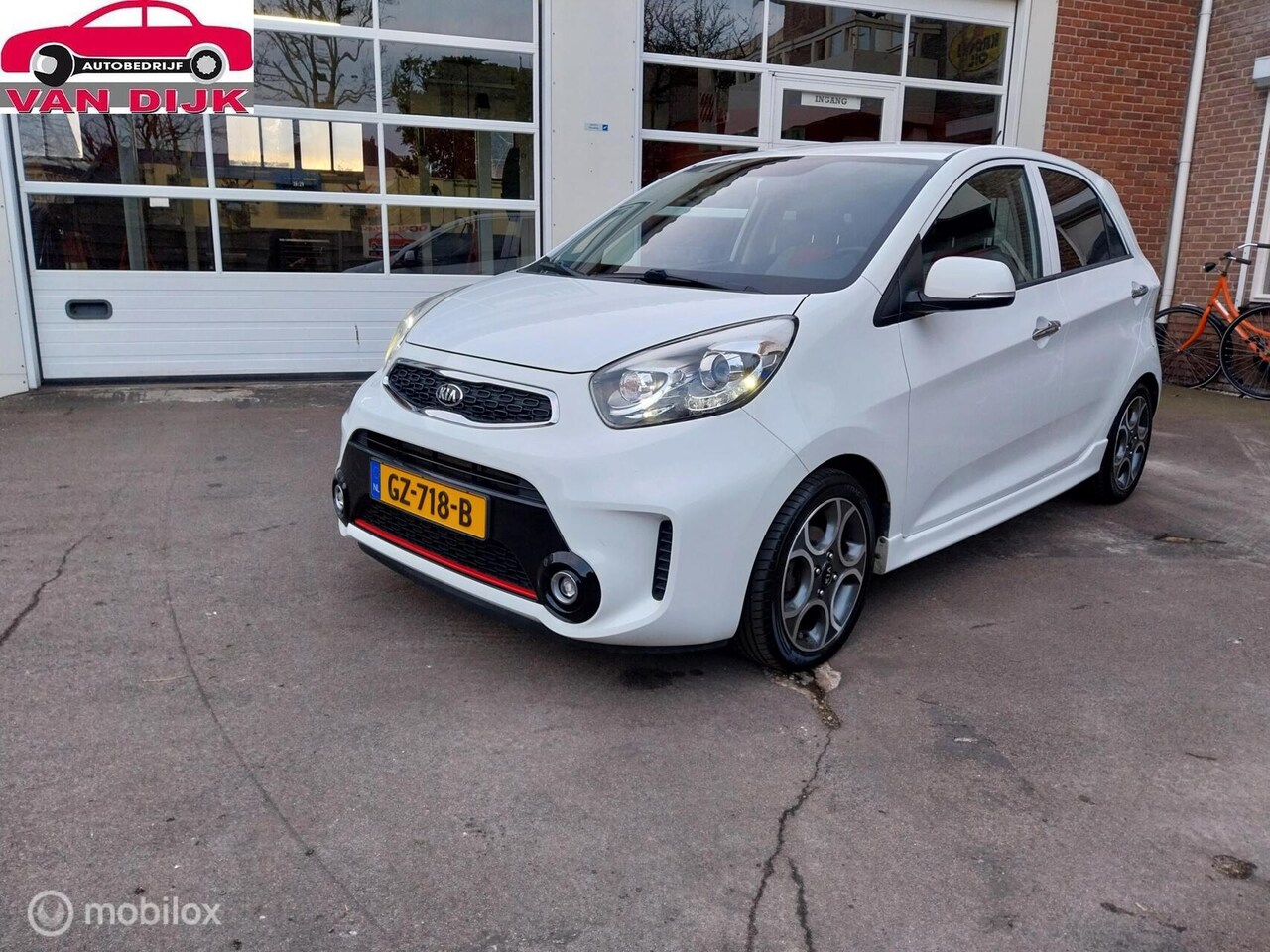 Kia Picanto - 1.2 CVVT SportsLine 1.2 CVVT SportsLine - AutoWereld.nl