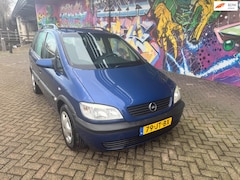 Opel Zafira - 1.6-16V Comfort geheel tot laatste km onderhouden distributie vervangen 7 personen rijd he