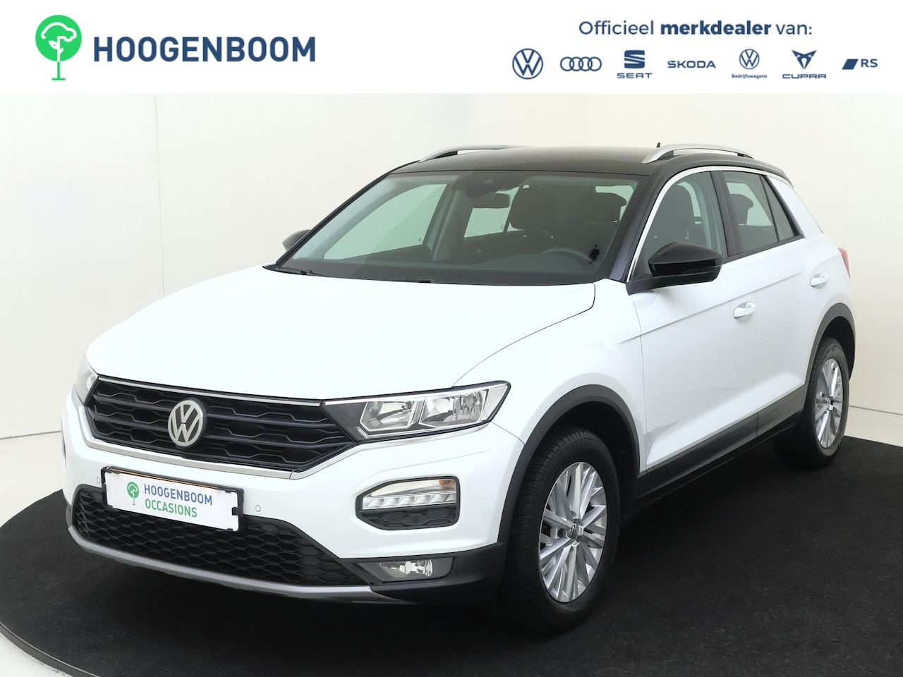Volkswagen T-Roc - 1.0 TSI Style Business | Parkeersensoren | Adaptieve cruise control | CarPlay | Navigatie - AutoWereld.nl
