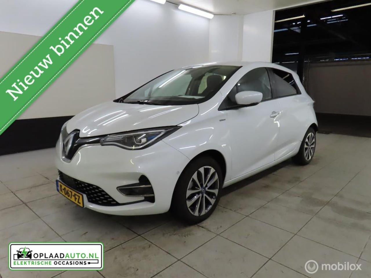 Renault Zoe - R135 Edition One 52 kWh | Koop accu | CCS | Leder - AutoWereld.nl