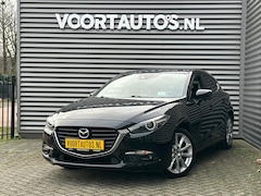 Mazda 3 - 3 2.0 SkyActiv-G 120 GT-M | AUTOMAAT | NAVI | CAMERA | STOEL EN STUURVERWARMING | HEAD-UP
