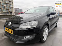 Volkswagen Polo - 1.0 BlueMotion Adaptief Cruise Carplay ParkeerSensoren Voor en Achter Nette Auto