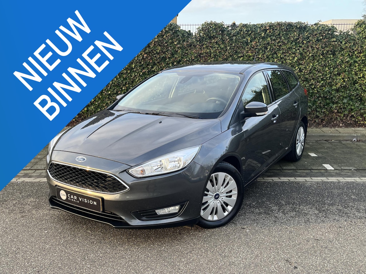 Ford Focus Wagon - 1.0 Edition * Dealerond. * Nieuwe Distr. * Garantie - AutoWereld.nl