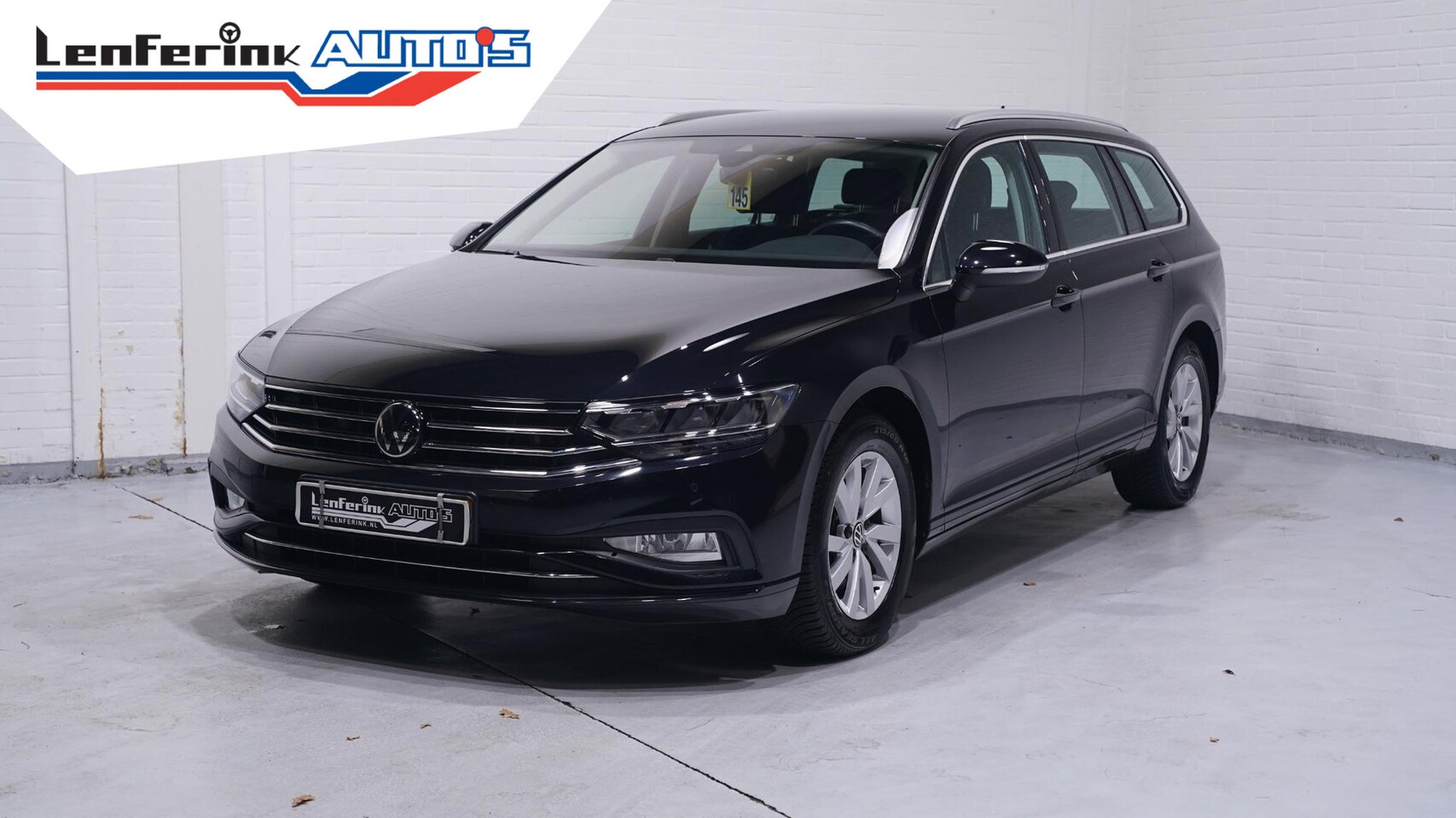 Volkswagen Passat Variant - 1.5 TSI Business Wegklapbare trekhaak Navi Camera Apple Carplay Voorruitverwarming Virtual - AutoWereld.nl