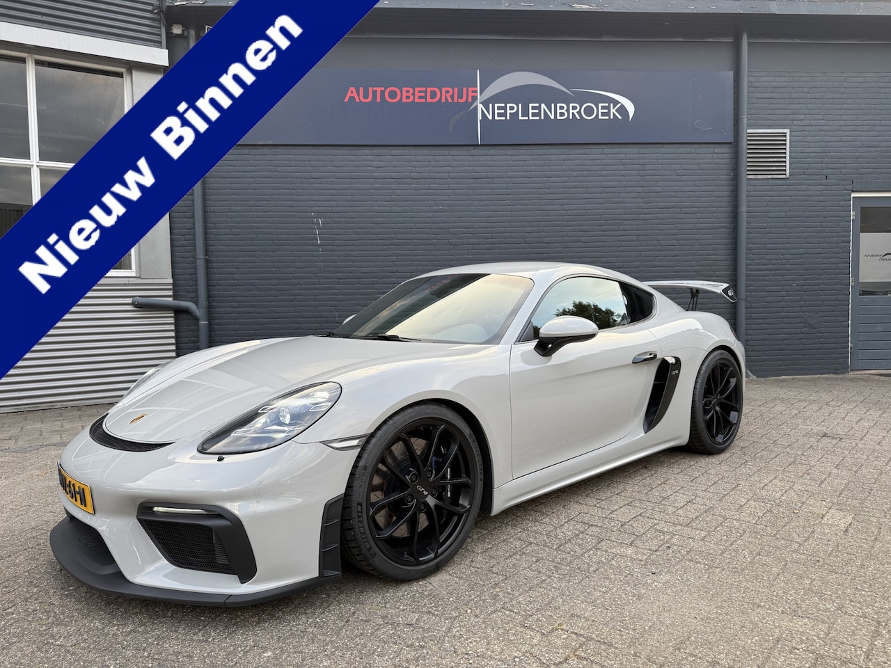 Porsche 718 GT4 - 4.0 | Clubsport | Handgeschakeld | 420pk | Sport Chrono | PDLS+ | PVTS Plus | PTV  01-2020 - AutoWereld.nl