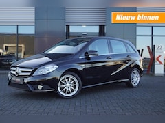 Mercedes-Benz B-klasse - 180 Ambition Sport/ Leer / Navi / PDC / 17 Inch LM / stoelverwarming
