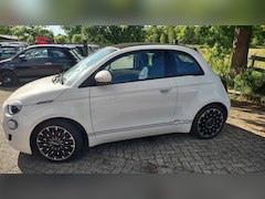 Fiat 500 - E-Cabrio- Rijklaar. 42KW-Snelladen.Carplay