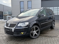 Volkswagen Touran - 1.4 tsi 140 pk HIGHLINE /19 inch /SCHUIFDAK