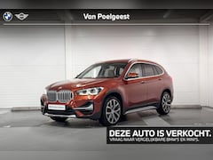 BMW X1 - sDrive20i Business Edition Plus | Head-Up | Pano | Trekhaak | Stoelverwarming