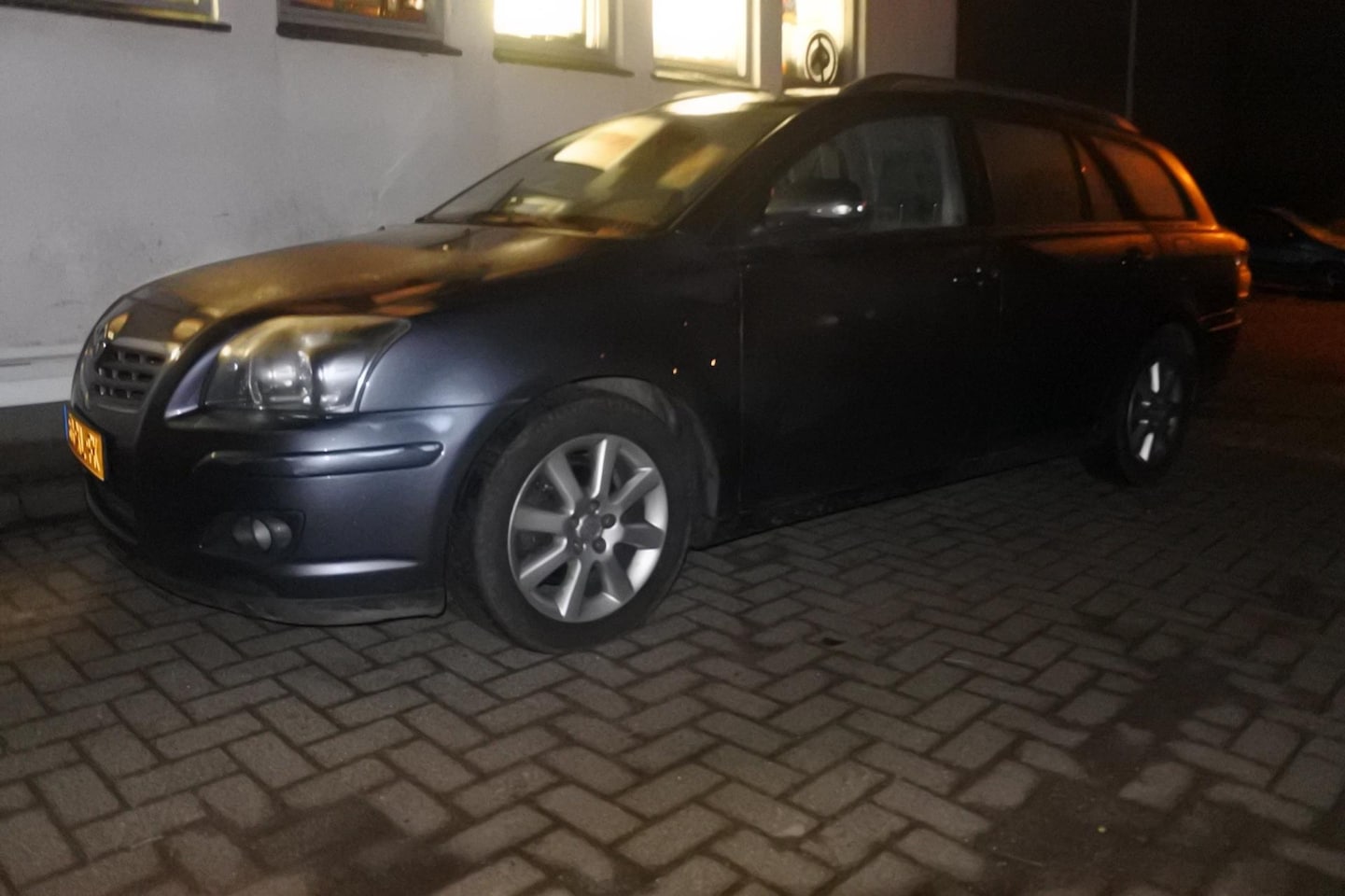 Toyota Avensis Wagon - 1.8 VVTi Luna 247 dkm N.A.P. apk trekhaak div. exstra,s - AutoWereld.nl