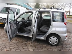 Toyota Yaris Verso - 1.3-16V VVT-i Sol nw apk 19-1-2027 5 drs 221 dkm