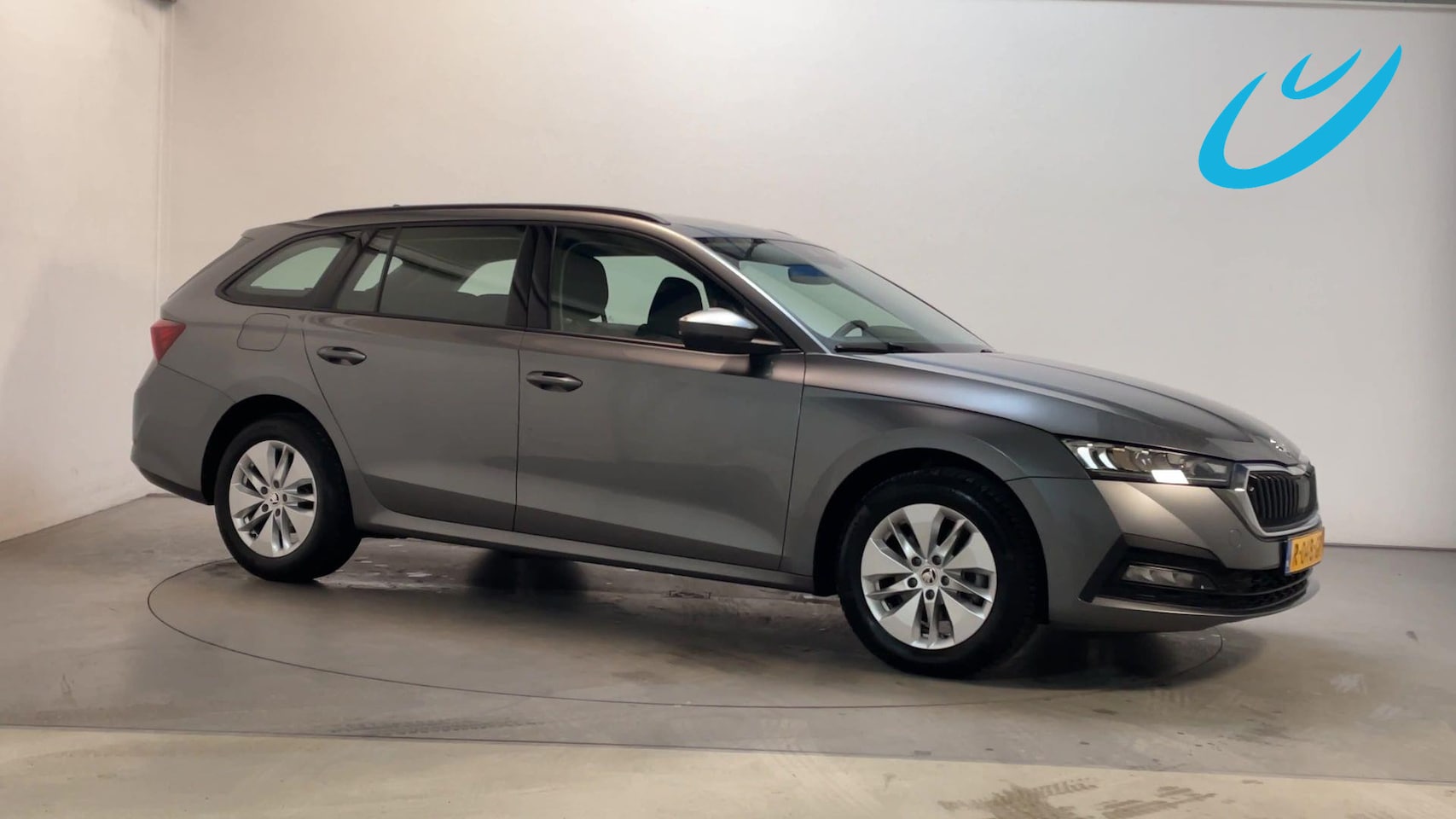 Skoda Octavia Combi - 1.0 e-TSI DSG Business Edition Navigatie Parkeersensoren App-Connect - AutoWereld.nl