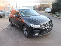 Volkswagen Tiguan - 1.4 TSI ACT Comfortline Business 1 jaar Garantie