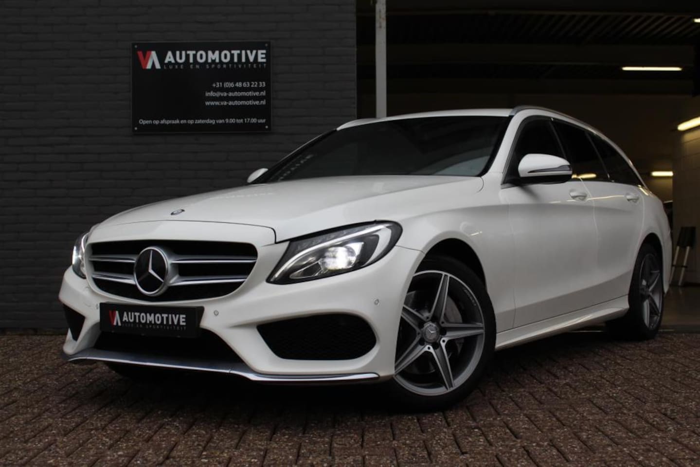 Mercedes-Benz C-klasse Estate - 300 AMG HUD AIRMATIC BURMESTER CAM DISTR COMAND - AutoWereld.nl