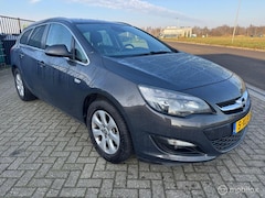 Opel Astra Sports Tourer - 1.6 CDTi Business +