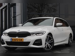 BMW 3-serie Touring - 318i M-Sport Automaat | Camera | Trekhaak
