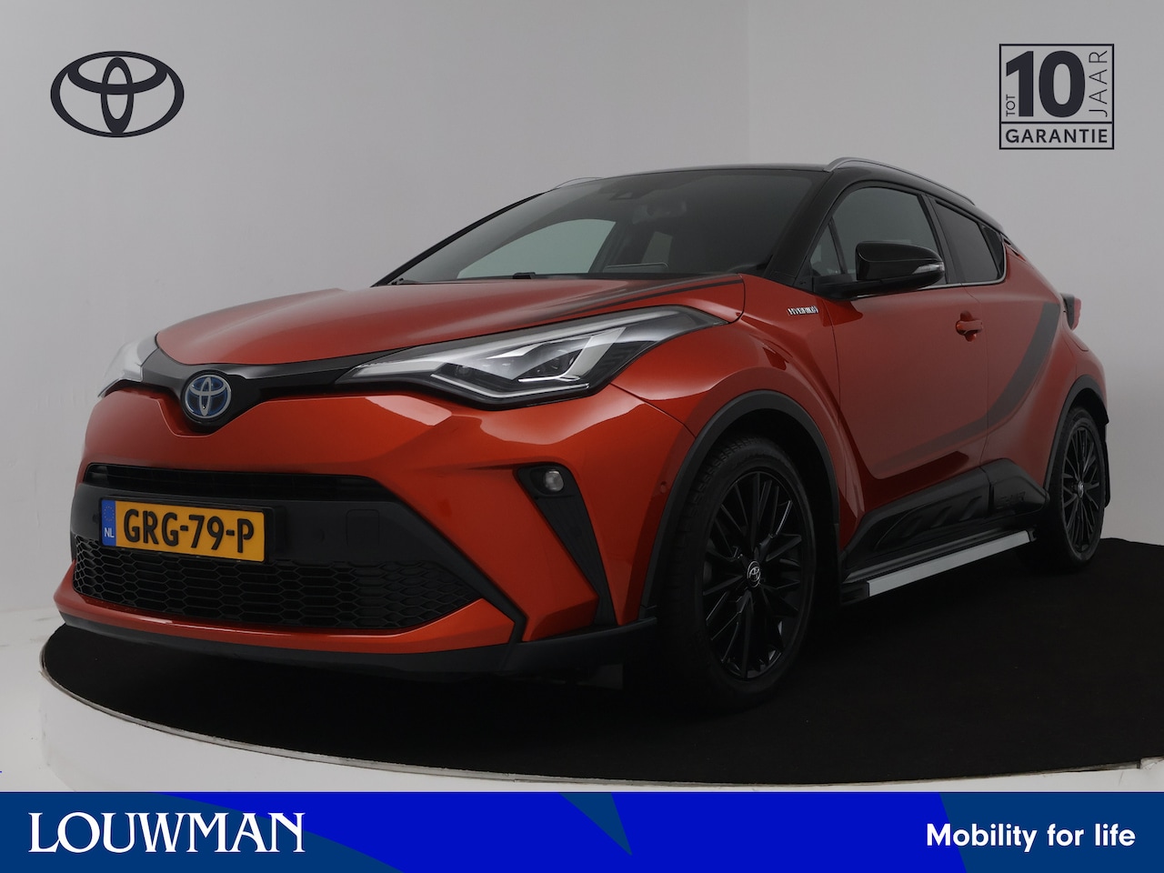 Toyota C-HR - 2.0 Hybrid Executive | Navigatie | JBL | PDC V+A | Trekhaak | - AutoWereld.nl