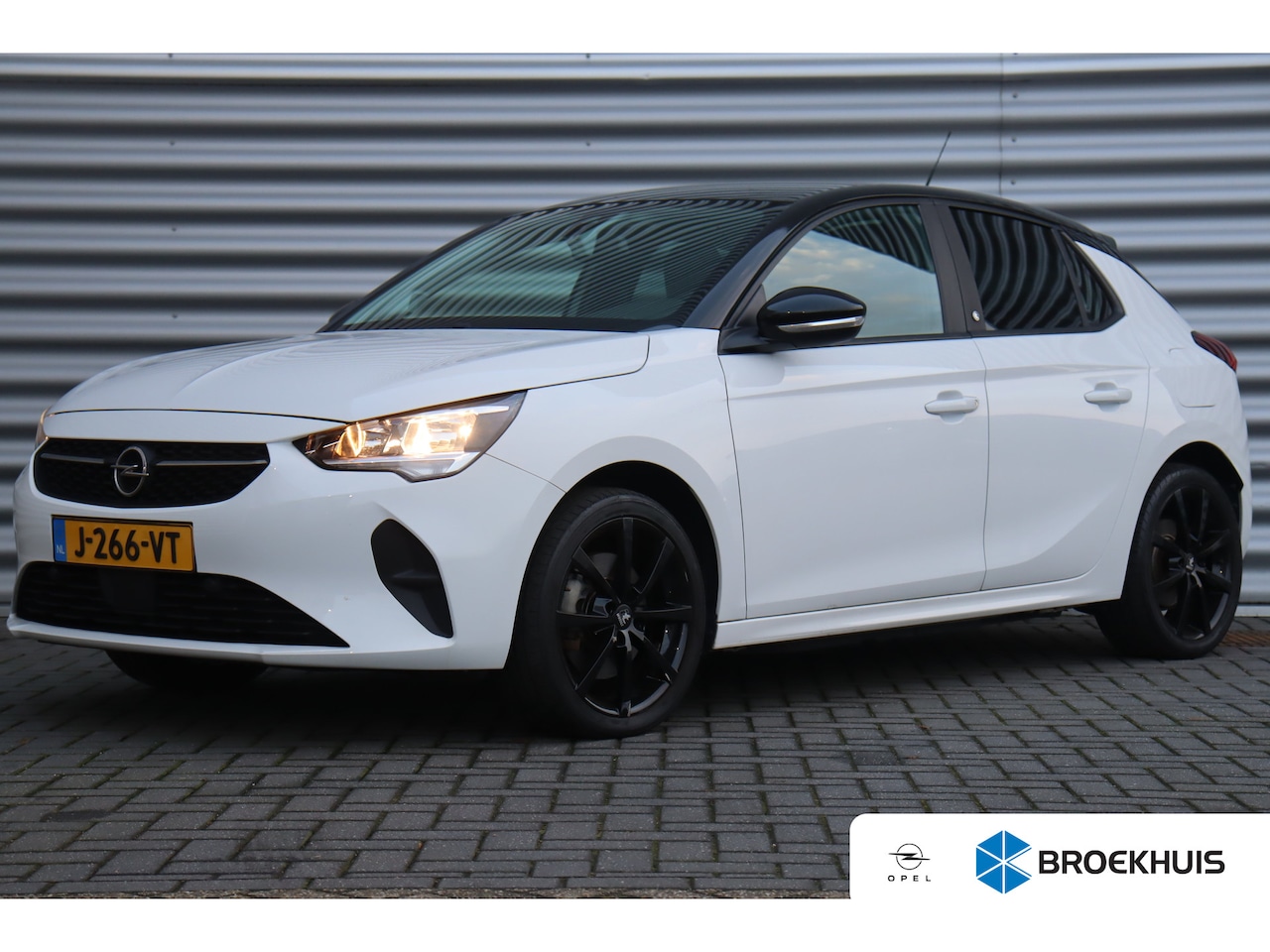 Opel Corsa-e - EV 50KWH 136PK LAUNCH EDITION AUTOMAAT / NAVI / CLIMA / LED / 17" LMV / BLACK PACK / BLUET - AutoWereld.nl