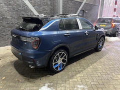 Lynk & Co 01 - 1.5 | NIEUW | Panoramadak | ACC | 360° Camera | Zwarte Hemel | Rolhoes | 20 Inch