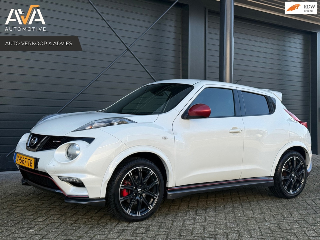 Nissan Juke - 1.6 Turbo NISMO All-Mode 1.6 Turbo NISMO All-Mode, Keyless, Camera, Stoelverw. - AutoWereld.nl