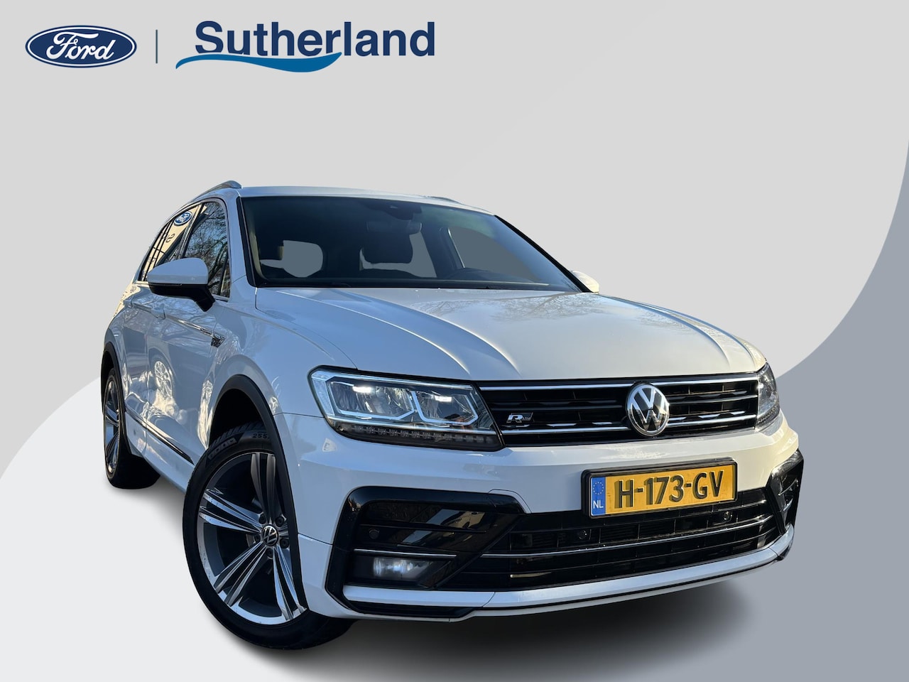 Volkswagen Tiguan - 1.5 TSI ACT Highline Business R 150pk | Adapt. Cruise | CarPlay/Android Auto | Elektr. Ach - AutoWereld.nl