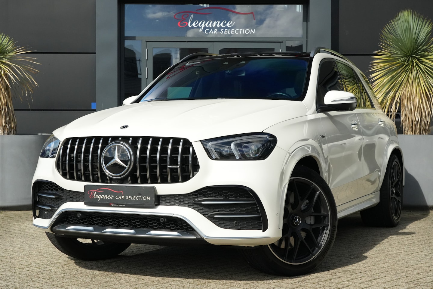 Mercedes-Benz GLE-Klasse - AMG 53 4MATIC+ Premium Plus 436pk Panoramadak/Trekhaak/360Camera - AutoWereld.nl