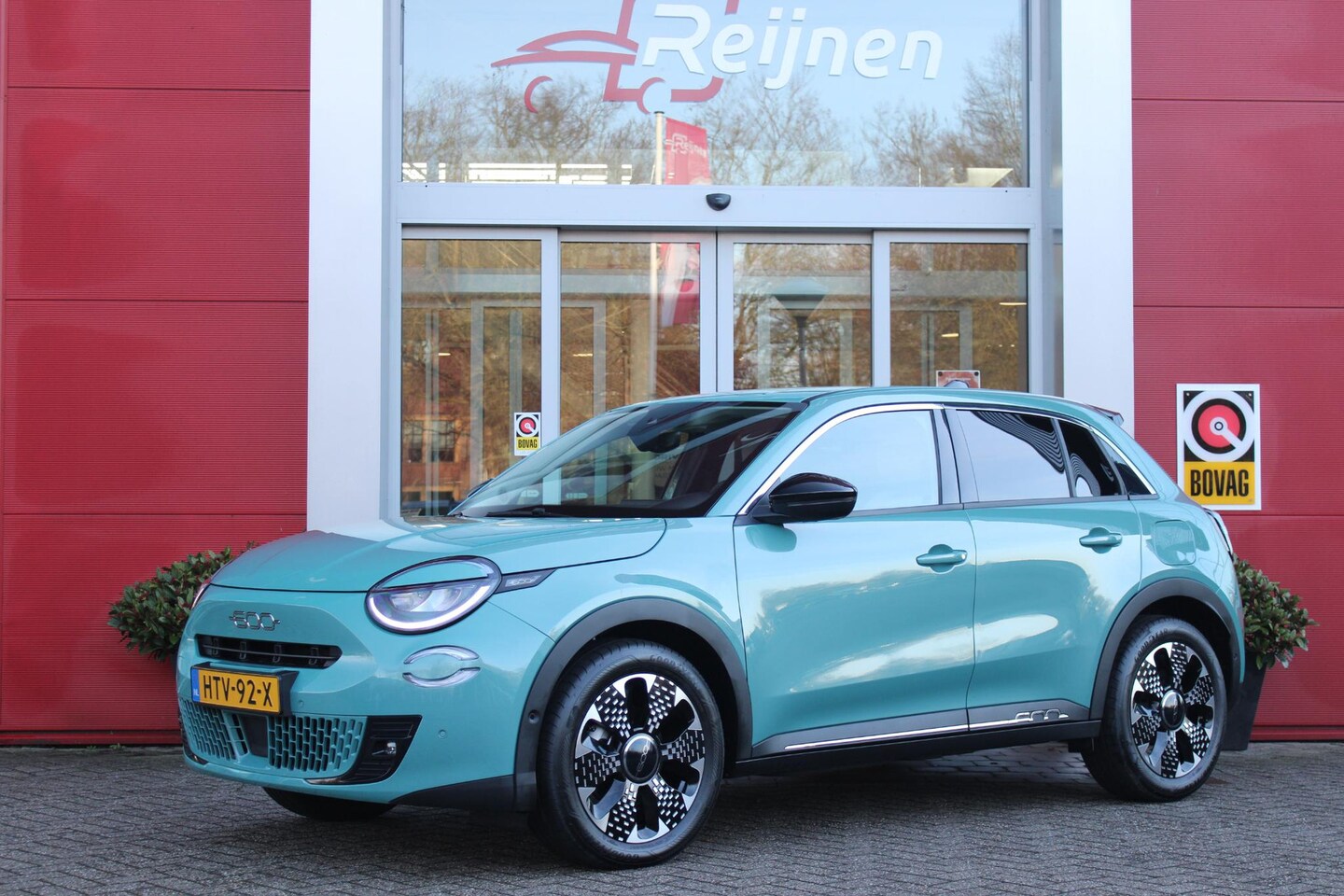 Fiat 600 - 1.2 HYbrid 110PK LA PRIMA | ELEKTRISCH VERSTELBARE BESTUURDERSTOEL MET MASSAGEFUNCTIE | NA - AutoWereld.nl