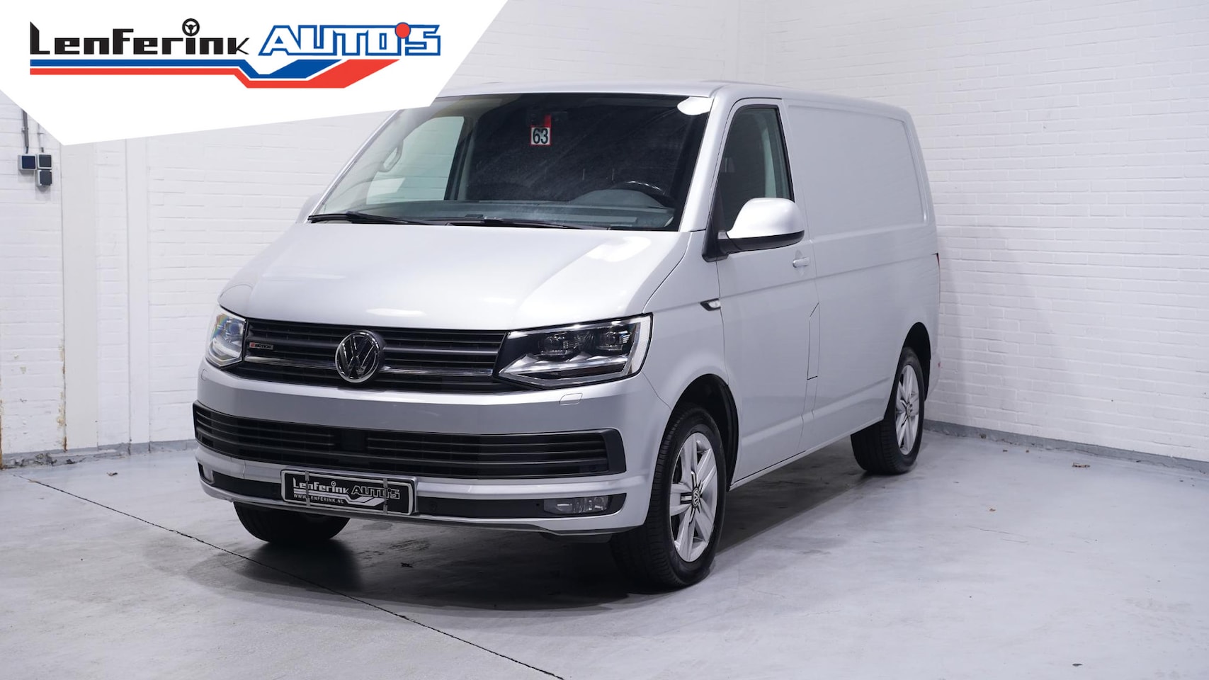 Volkswagen Transporter - 2.0 TDI 204 pk L1H1 4Motion 4x4 DSG Aut. Apapt. Cruise, LED Koplampen, Navi, Camera, 3-Zit - AutoWereld.nl