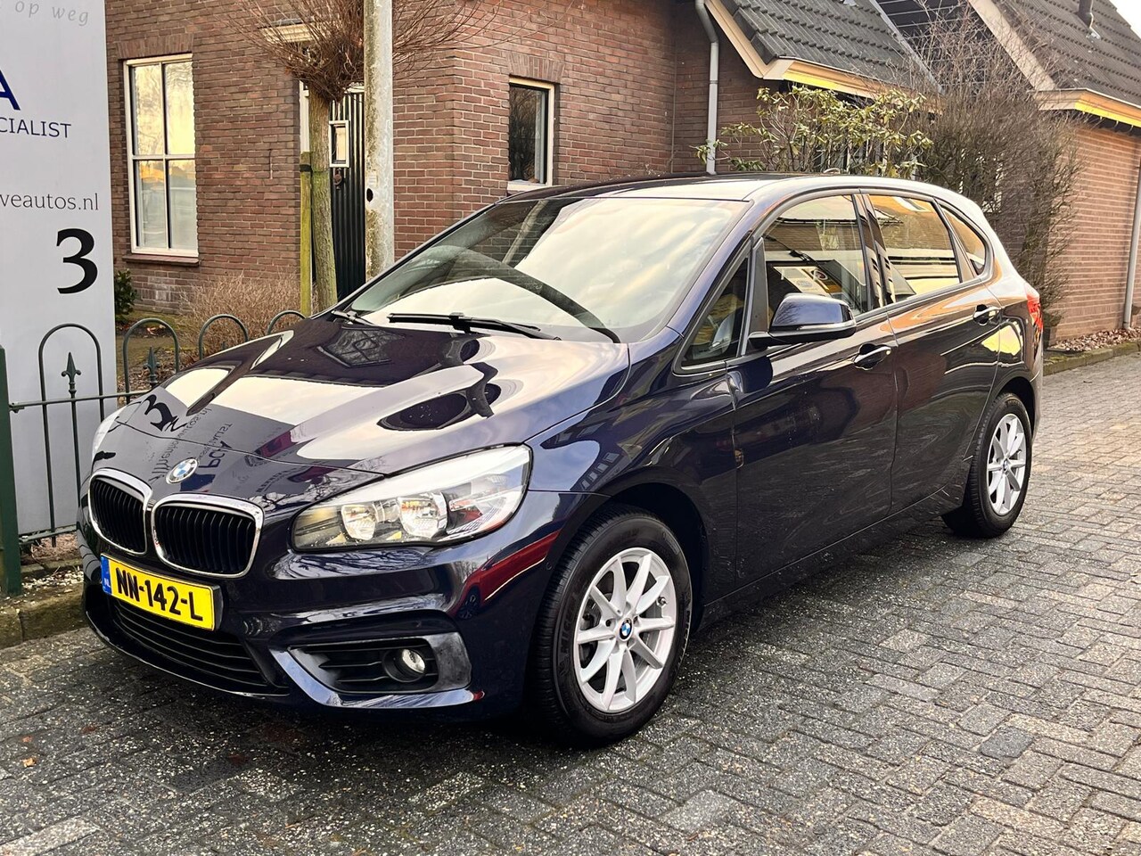 BMW 2-serie Active Tourer - 216i 216i - AutoWereld.nl