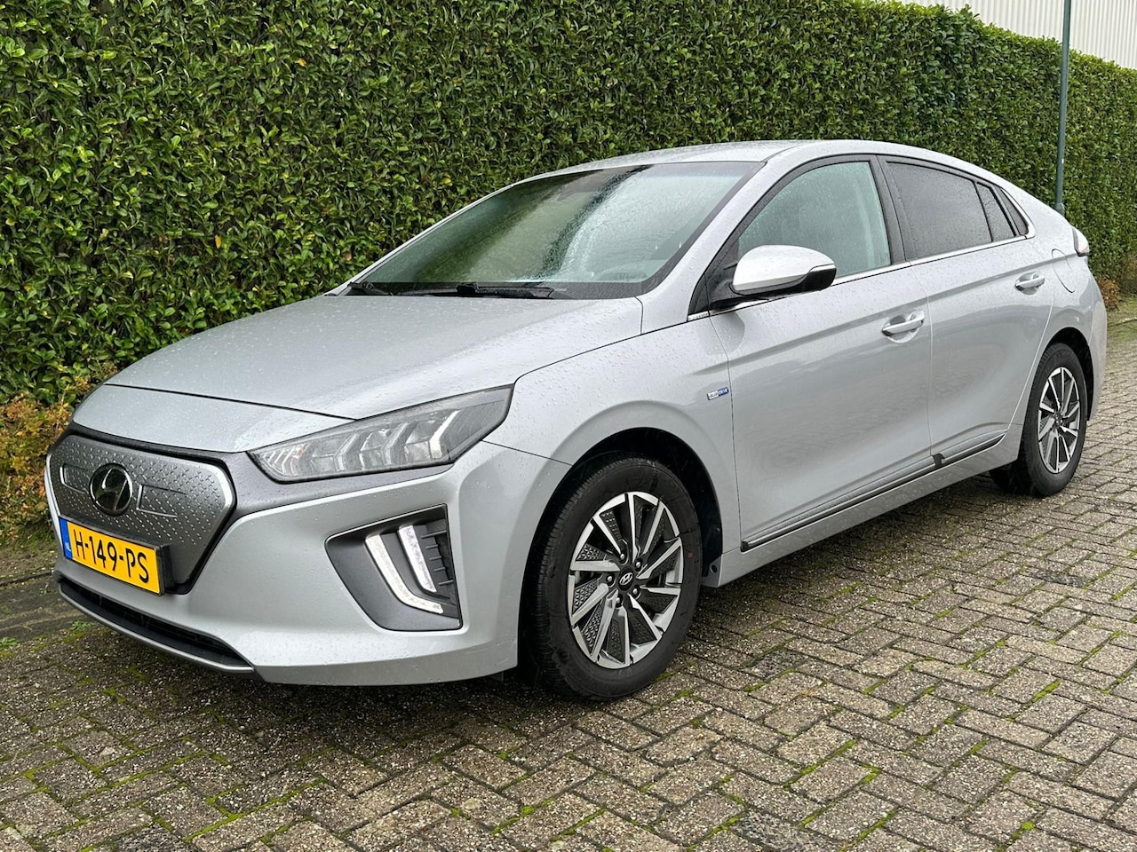 Hyundai IONIQ - Comfort EV 38 kWh | SOH: 94,4% | 311km WLTP | Climate | Adaptive CC | Full LED | Navi | oc - AutoWereld.nl
