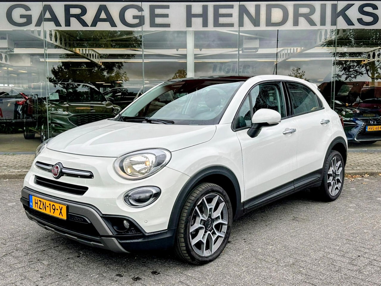 Fiat 500 X - 1.3 FireFly Turbo 150 Sport Automaat | Panodak Elektr | Navi | Climate | occasion - AutoWereld.nl