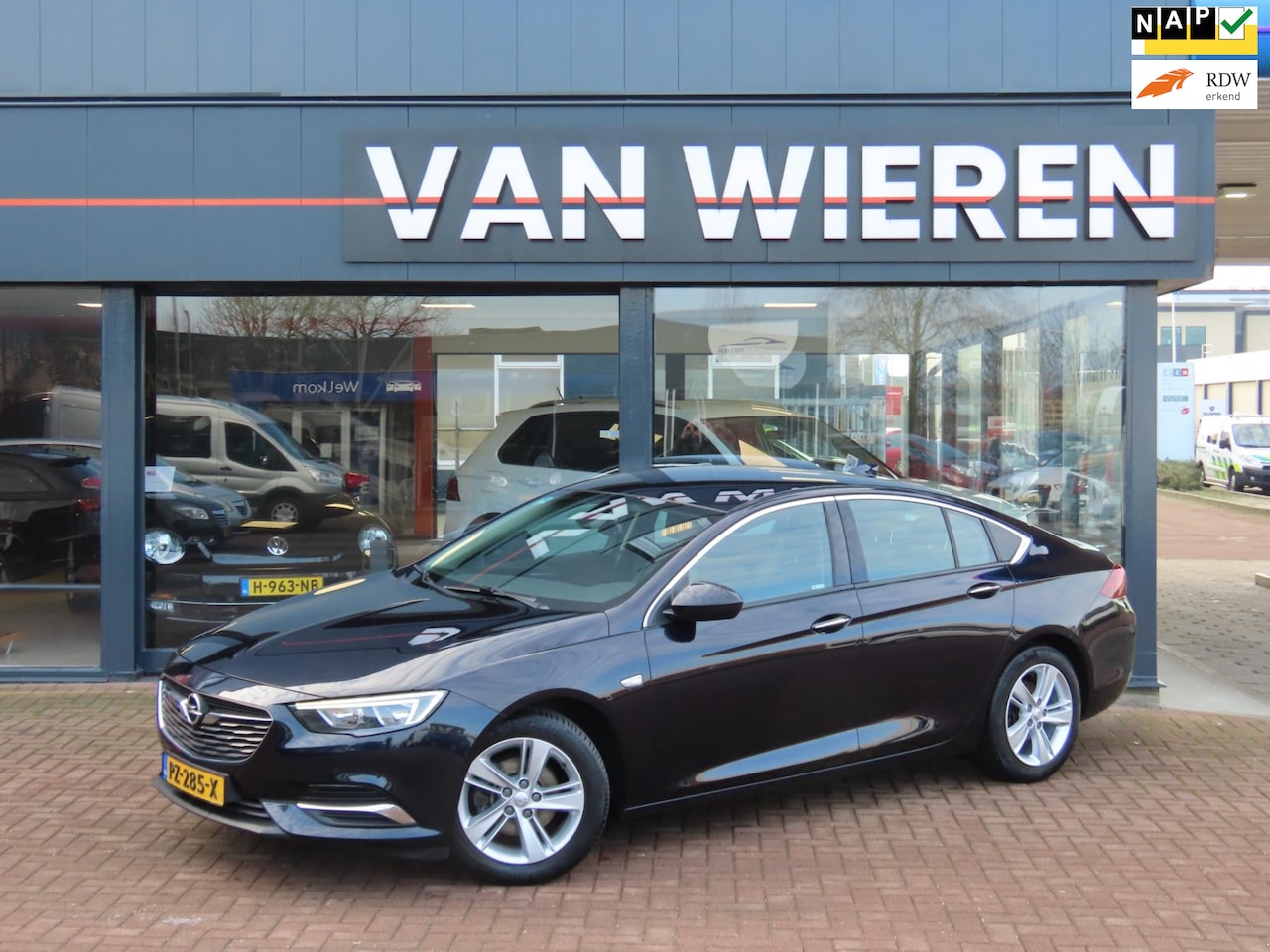 Opel Insignia Grand Sport - 1.5 Turbo Business Executive Trekhaak Navi Clima Cruise - AutoWereld.nl