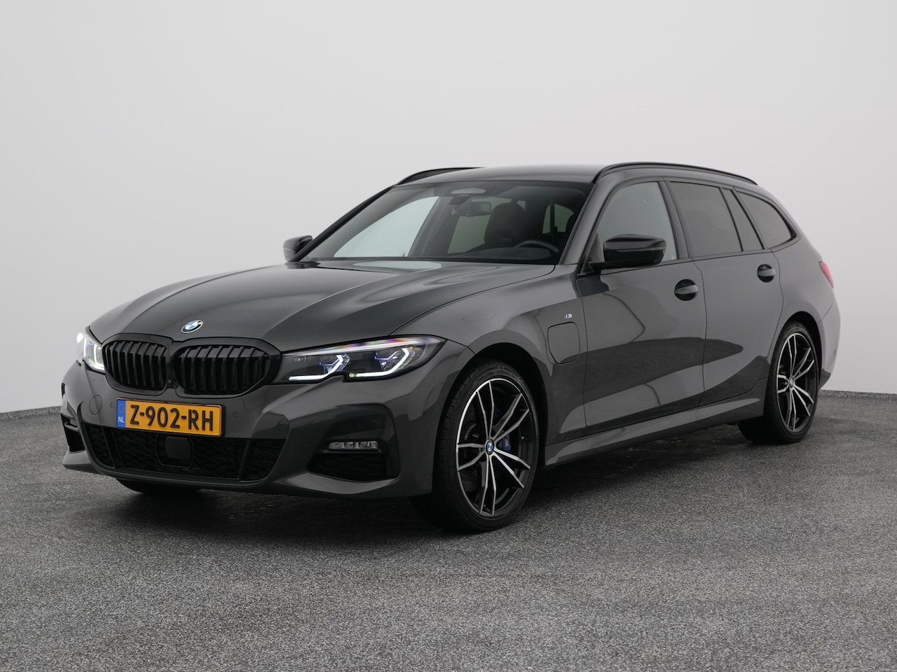 BMW 3-serie Touring - 330e eDrive Edition M-Sport | MEMORY | STOEL - STUURVERW. - AutoWereld.nl