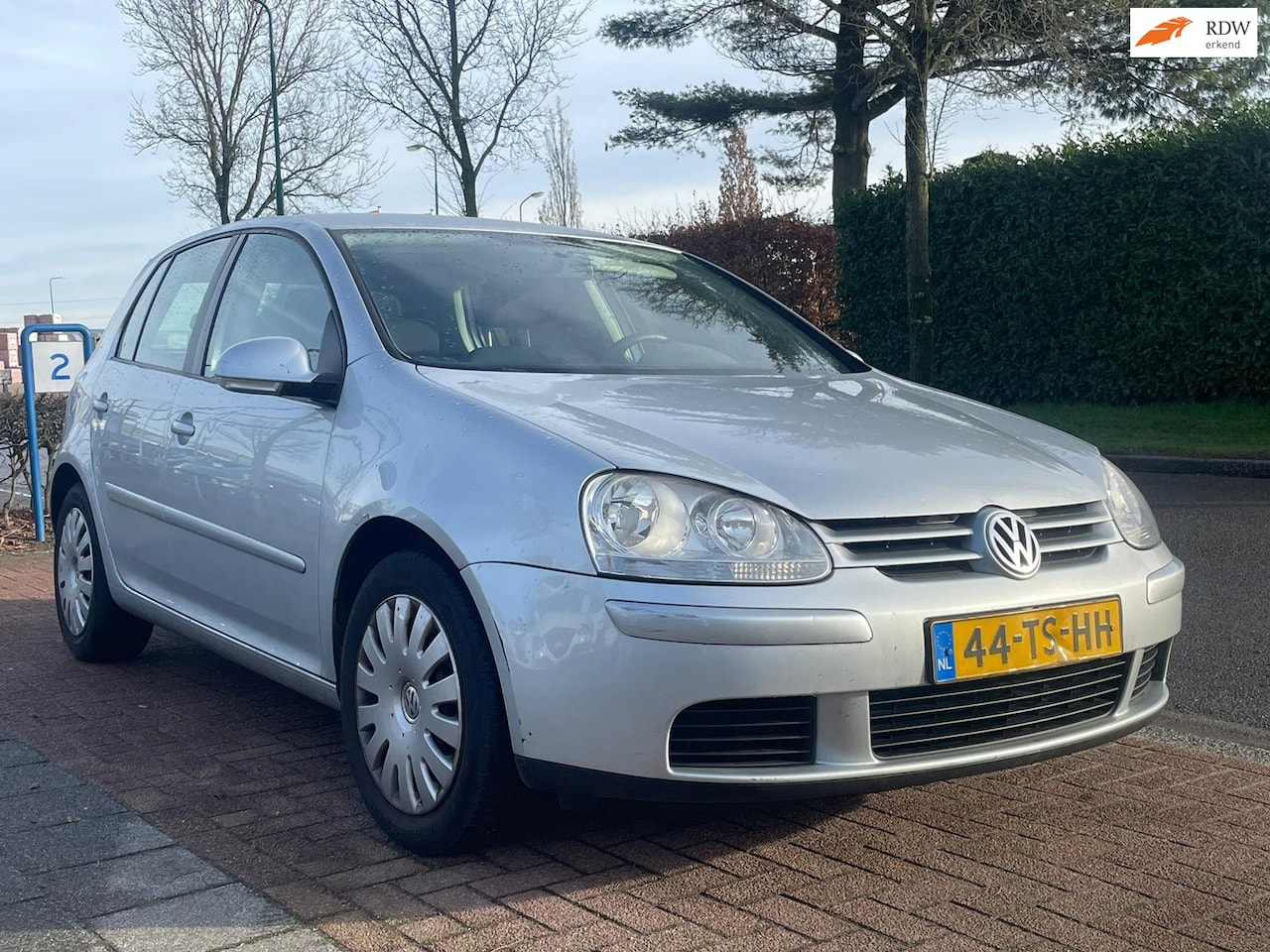 Volkswagen Golf - 1.6 FSI Optive 2 *1598cc |Trekhaak - AutoWereld.nl
