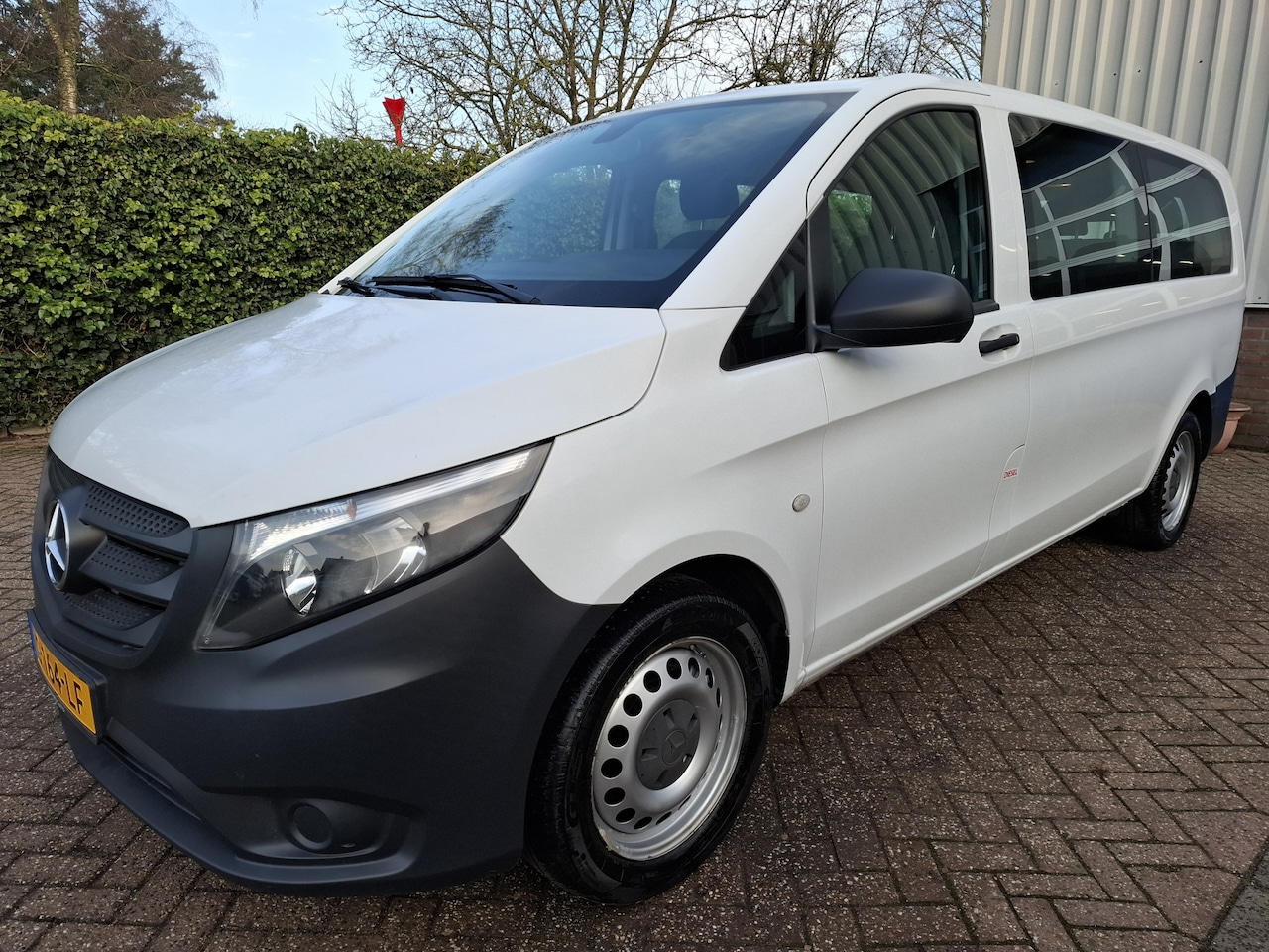 Mercedes-Benz Vito Tourer - 114 BlueTEC 20500.- INCL BTW 9-PERSOONS AUTOMAAT 135PK - AutoWereld.nl