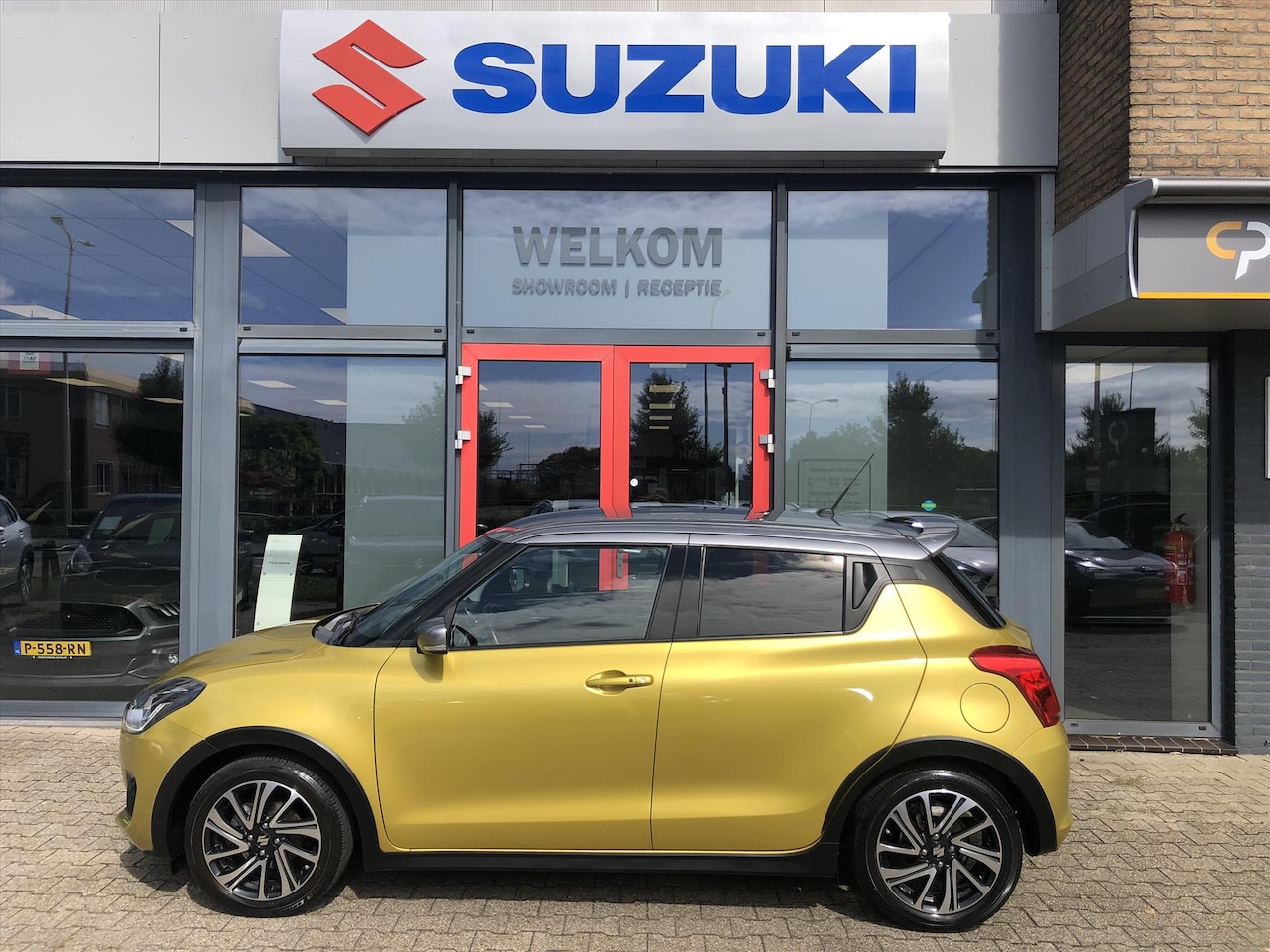 Suzuki Swift - 1.2 Dualjet 90pk Smart Hybrid Stijl GT (RIJKLAARPRIJS) - AutoWereld.nl