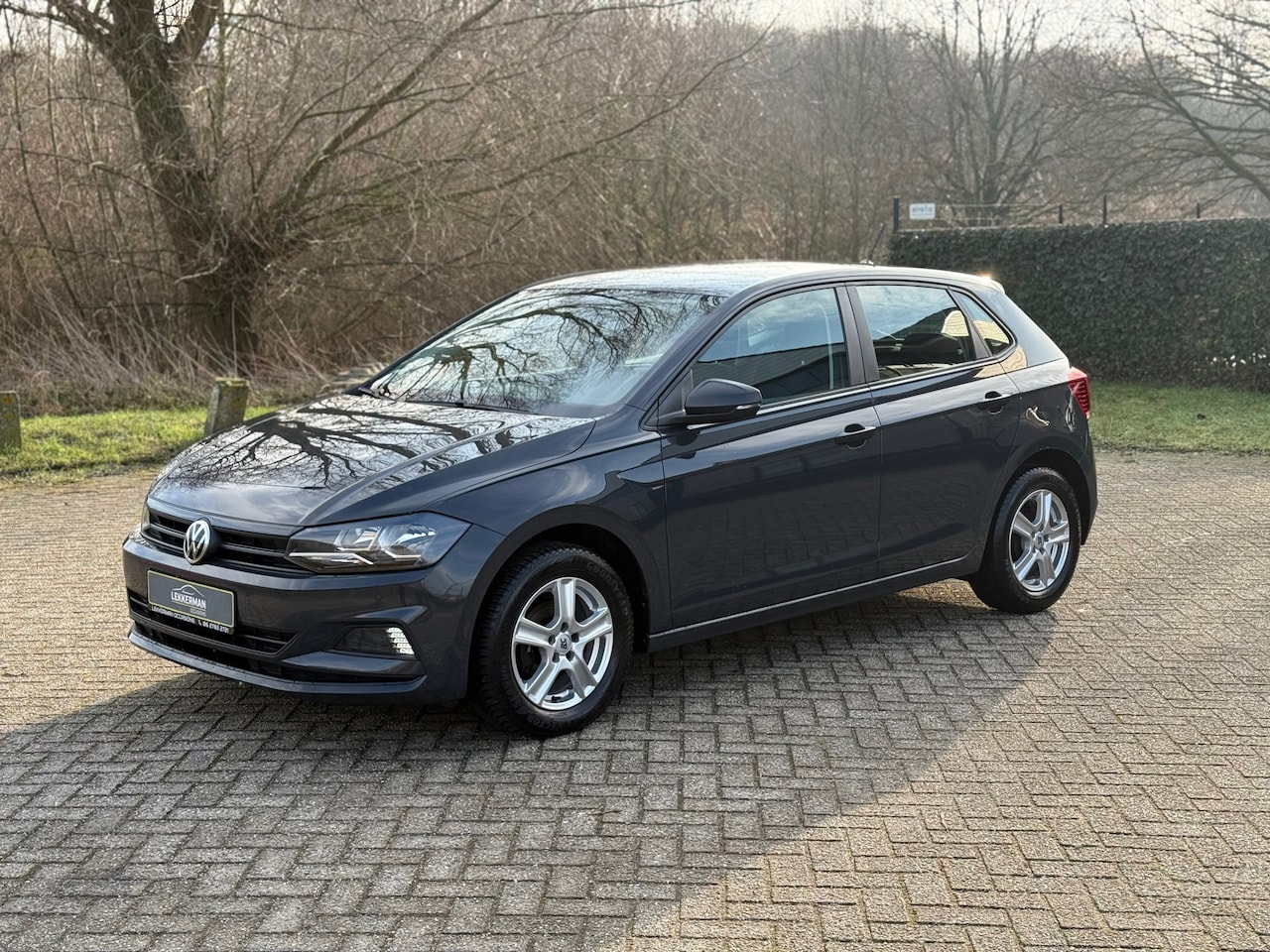Volkswagen Polo - 1.0 AIRCO I PDC I NETTE AUTO I NWE APK I BLUETOOTH! - AutoWereld.nl