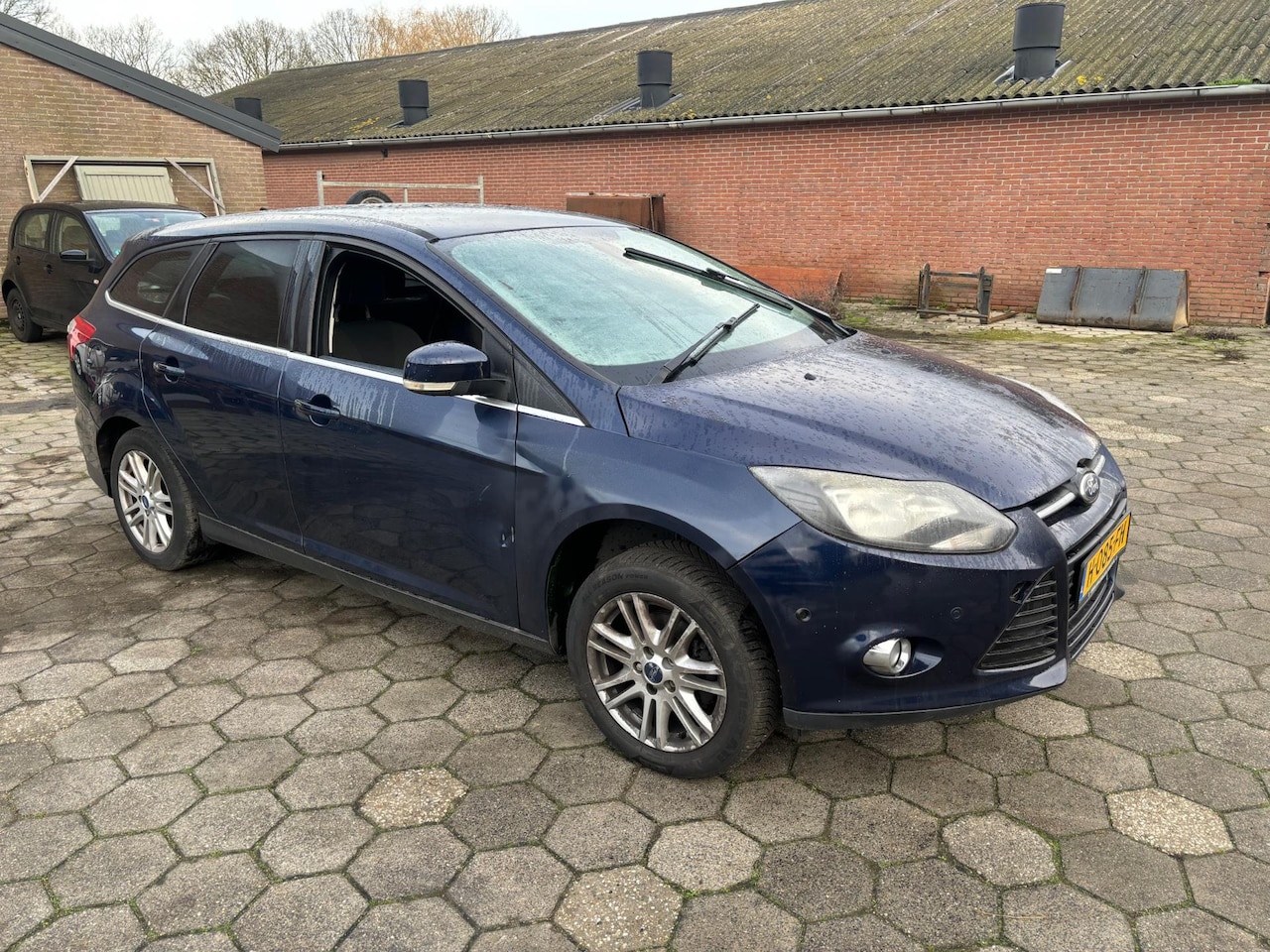 Ford Focus Wagon - 1.0 EcoBoost Trend Geen Motor - AutoWereld.nl