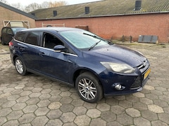 Ford Focus Wagon - 1.0 EcoBoost Trend Geen Motor