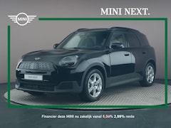MINI Countryman - E Blackyard