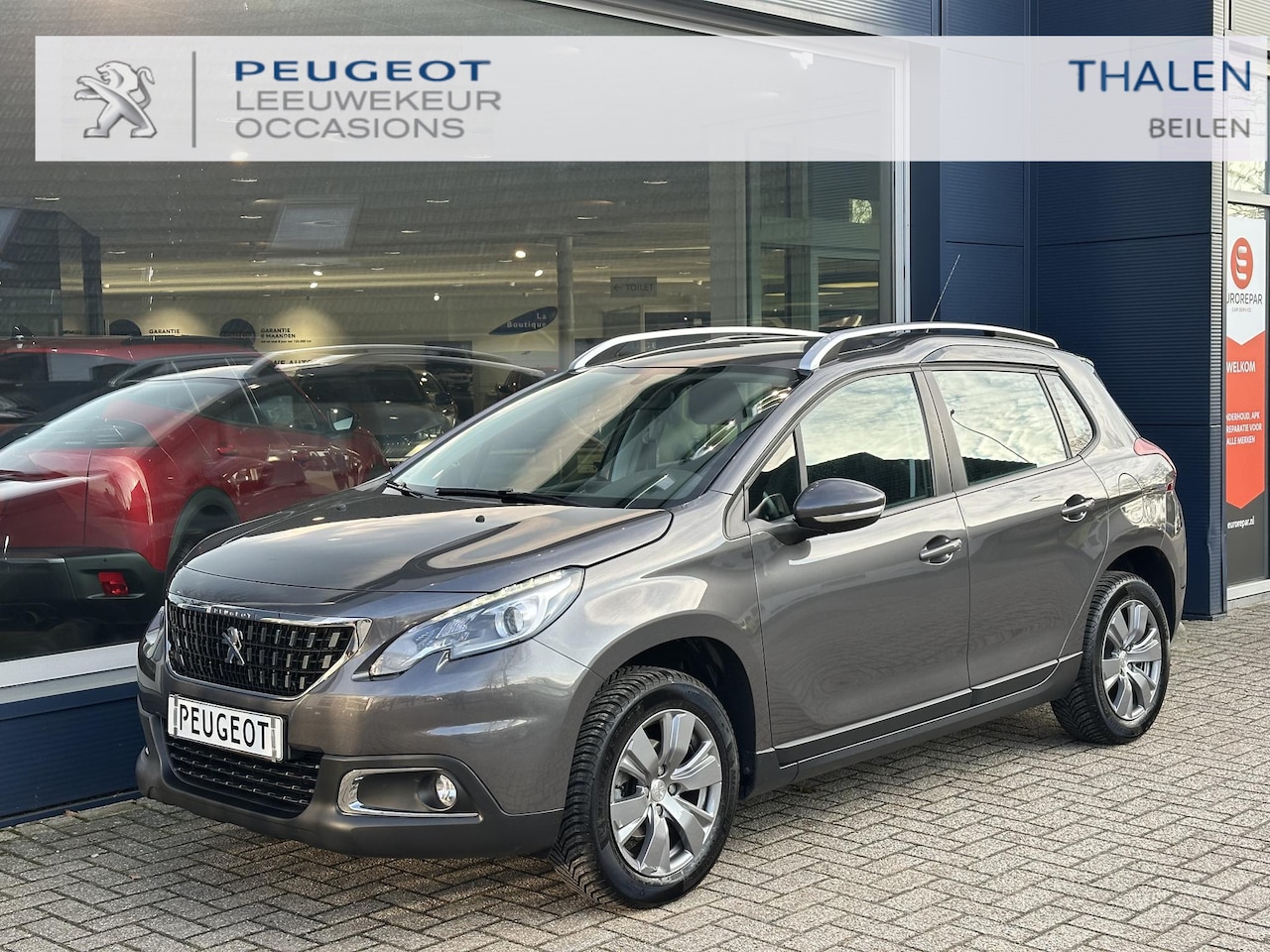Peugeot 2008 - 1.2 Active Pack | Automaat | Facelift Type | Slechts 69.000 KM | Navigatie | Climate Contr - AutoWereld.nl