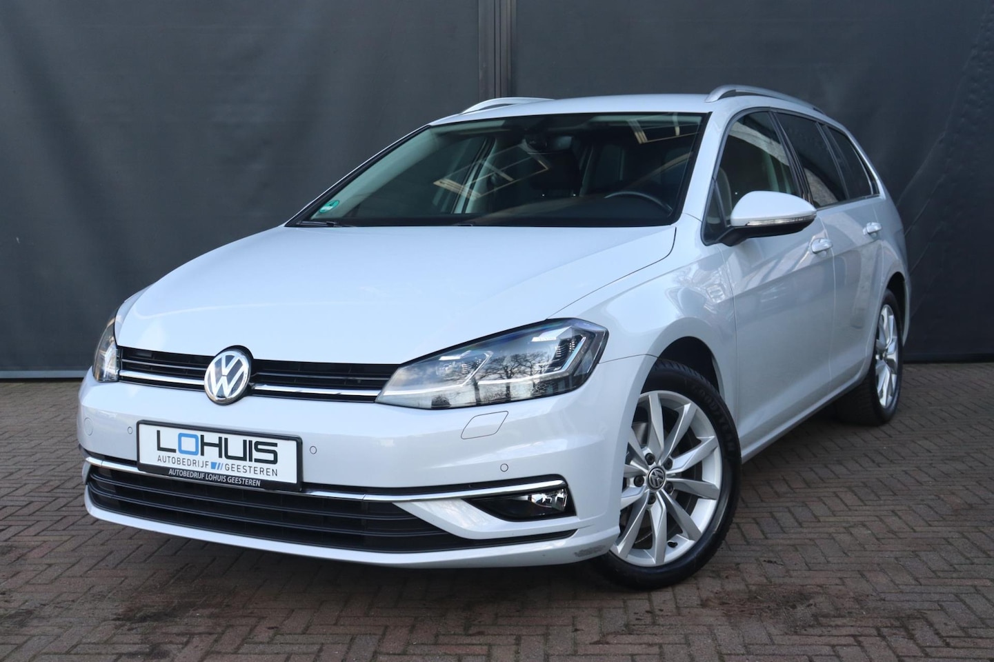 Volkswagen Golf Variant - 1.5 TSI Highline | ACC | DSG | NAVI - AutoWereld.nl