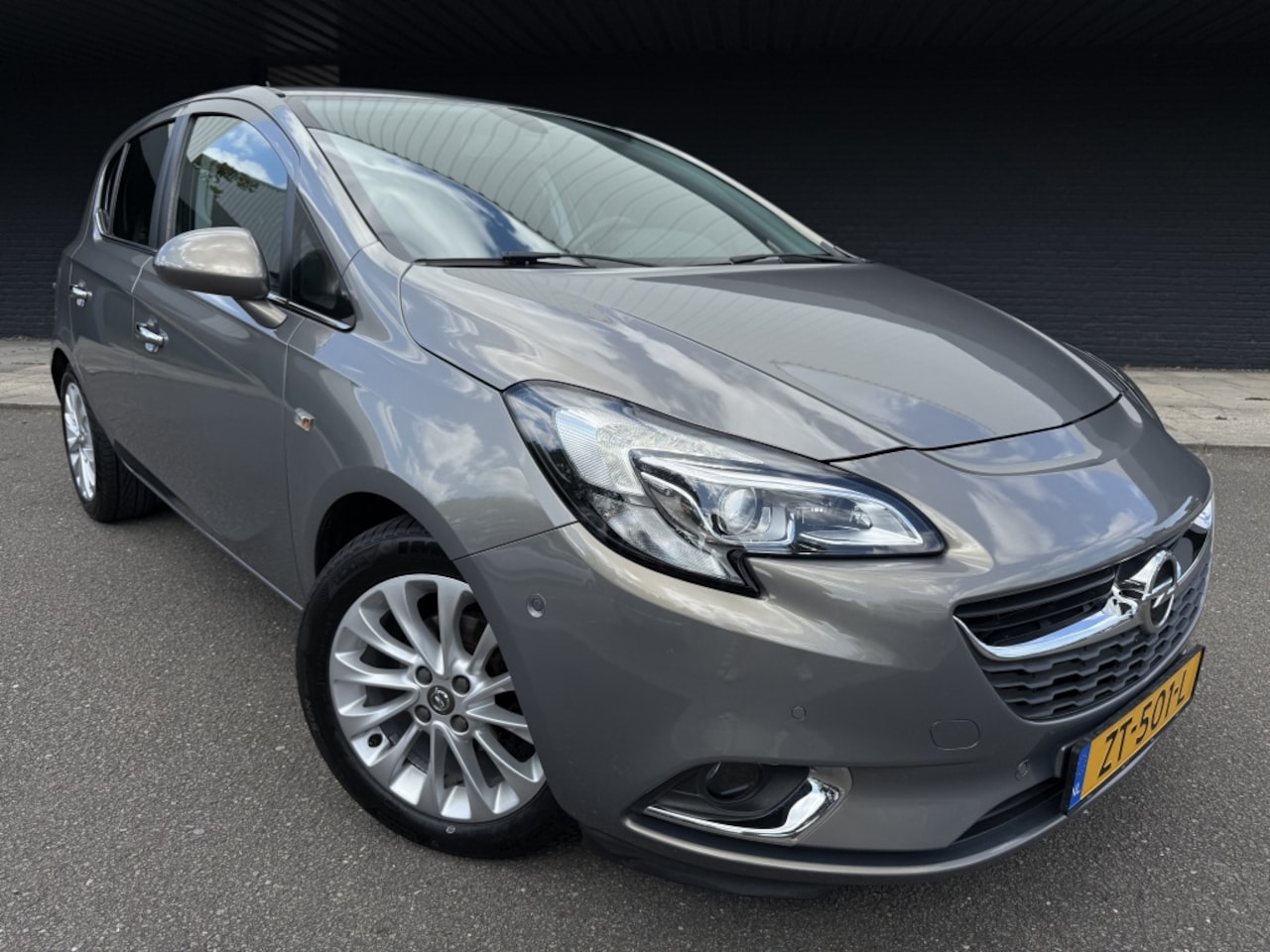 Opel Corsa - 1.4 Cosmo 1.4 Cosmo - AutoWereld.nl